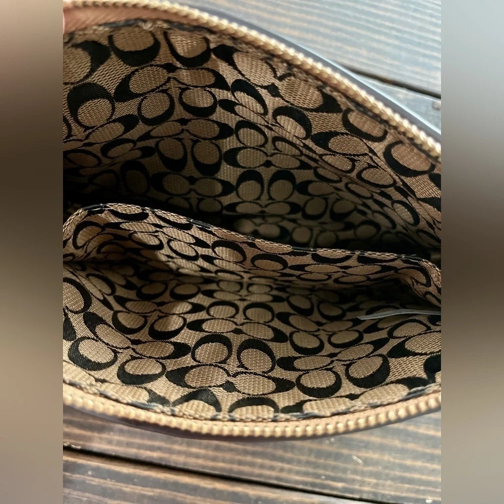 Coach Genuine Pebbled Leather Saddle Brown Corner Zip Wristlet